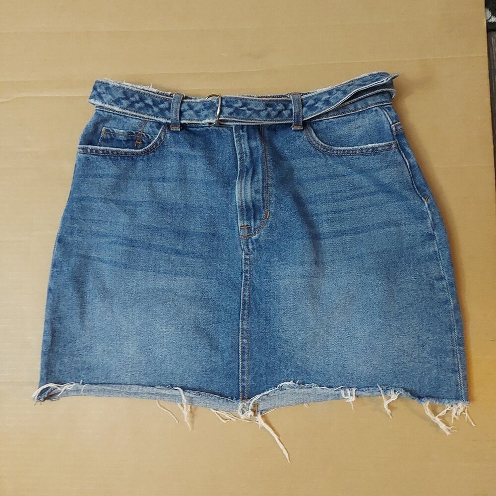 Sneak Peek Belted Raw Hem Denim Skirt M Bohemian Classic Festival Hippie Preppy
